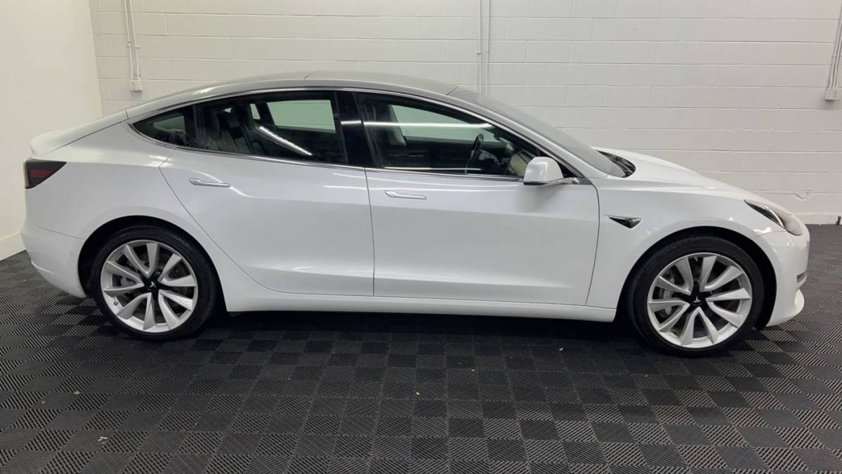 2019 Tesla Model 3 5YJ3E1EA6KF476523