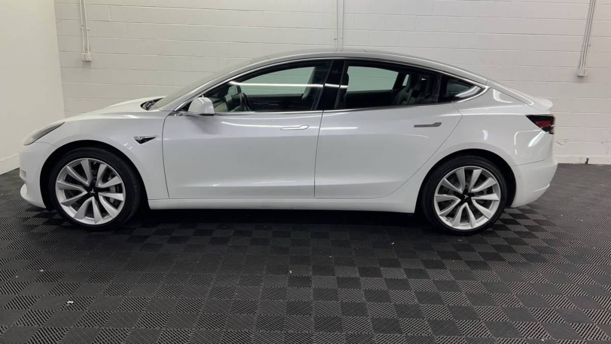 2019 Tesla Model 3 5YJ3E1EA6KF476523