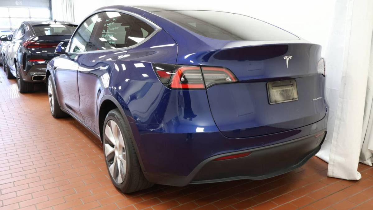 2021 Tesla Model Y 5YJYGDEE6MF066716