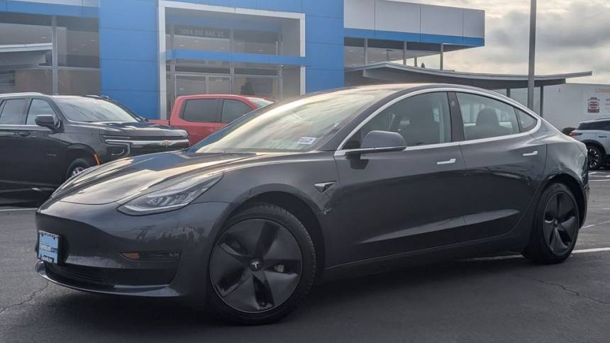 2018 Tesla Model 3 5YJ3E1EB8JF128794