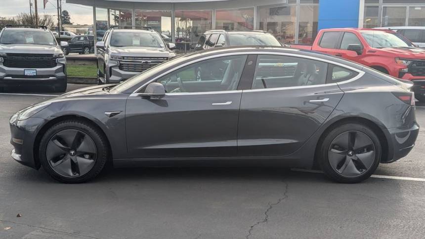 2018 Tesla Model 3 5YJ3E1EB8JF128794