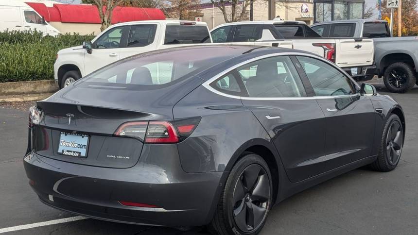 2018 Tesla Model 3 5YJ3E1EB8JF128794