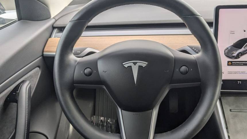 2018 Tesla Model 3 5YJ3E1EB8JF128794