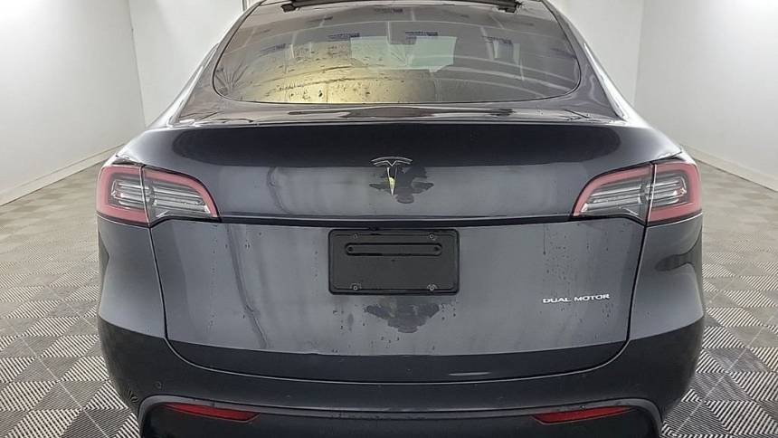 2021 Tesla Model Y 5YJYGDEE8MF208094