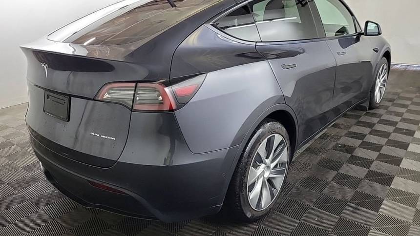 2021 Tesla Model Y 5YJYGDEE8MF208094