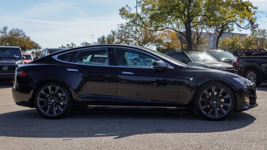 2018 Tesla Model S 5YJSA1E24JF296908