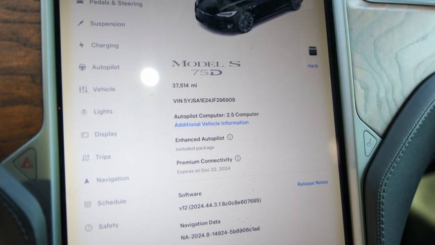 2018 Tesla Model S 5YJSA1E24JF296908