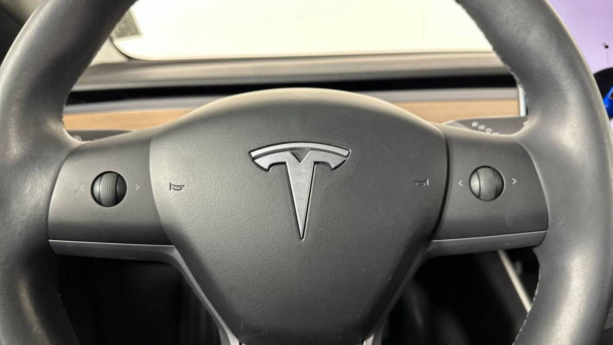 2018 Tesla Model 3 5YJ3E1EA4JF109425