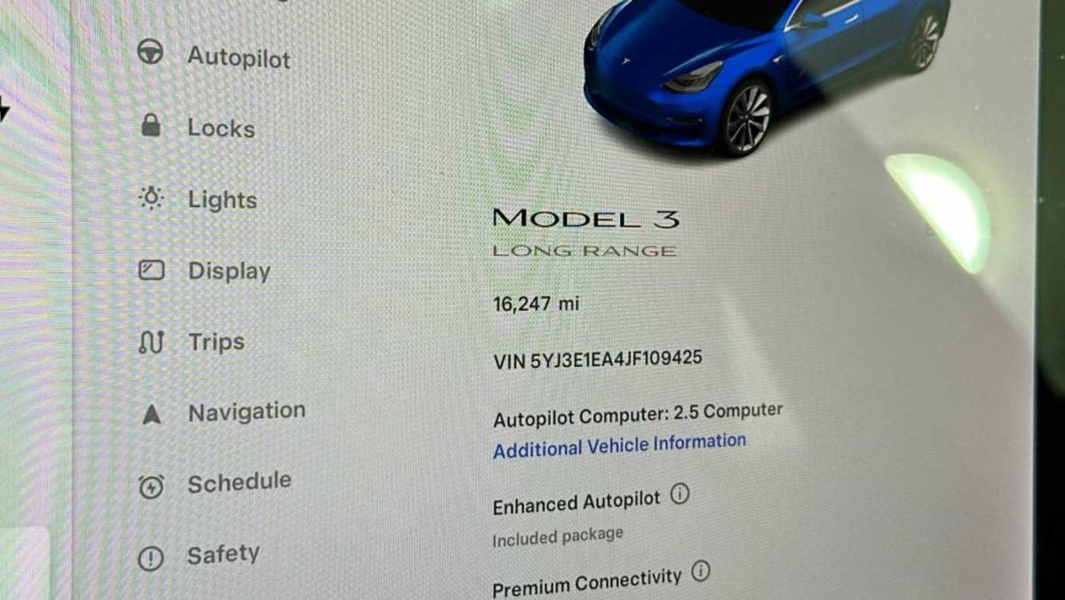 2018 Tesla Model 3 5YJ3E1EA4JF109425