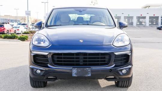 2016 Porsche Cayenne WP1AE2A23GLA59522