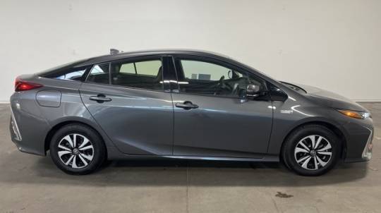 2017 Toyota Prius Prime JTDKARFP0H3065598