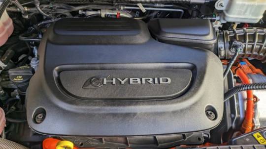 2018 Chrysler Pacifica Hybrid 2C4RC1N7XJR118090