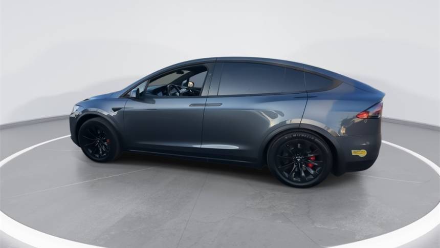 2019 Tesla Model X 5YJXCDE42KF193572