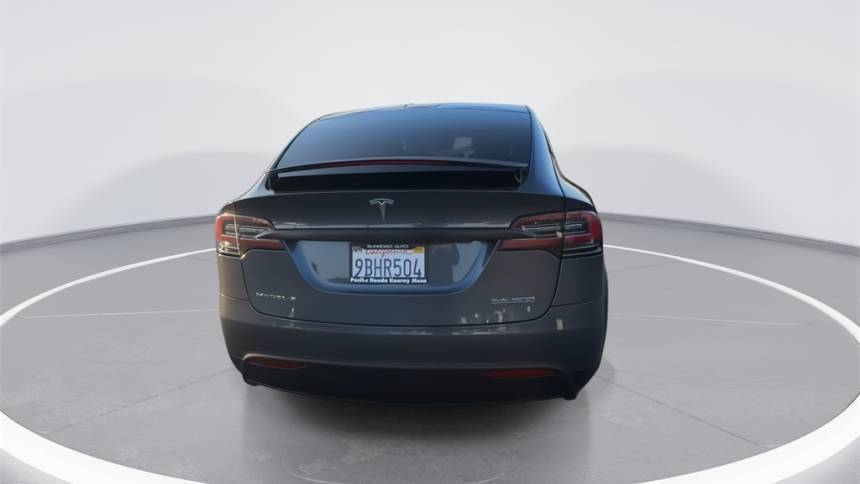 2019 Tesla Model X 5YJXCDE42KF193572