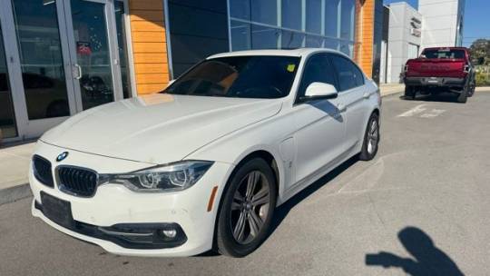 2017 BMW 3 Series WBA8E1C52HK480184