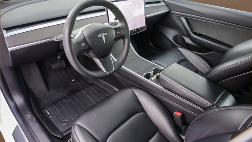 2019 Tesla Model 3 5YJ3E1EA7KF476675