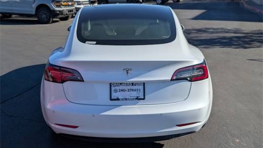 2018 Tesla Model 3 5YJ3E1EB8JF099958