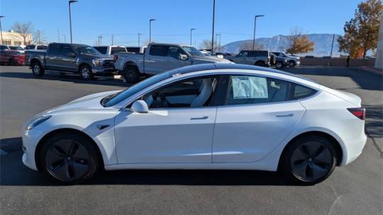 2018 Tesla Model 3 5YJ3E1EB8JF099958