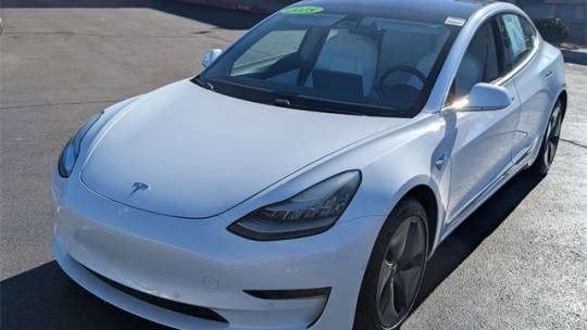 2018 Tesla Model 3 5YJ3E1EB8JF099958