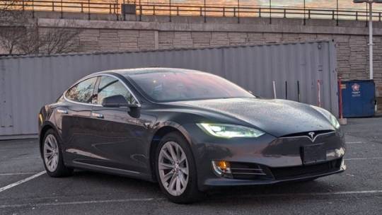 2018 Tesla Model S 5YJSA1E28JF243841