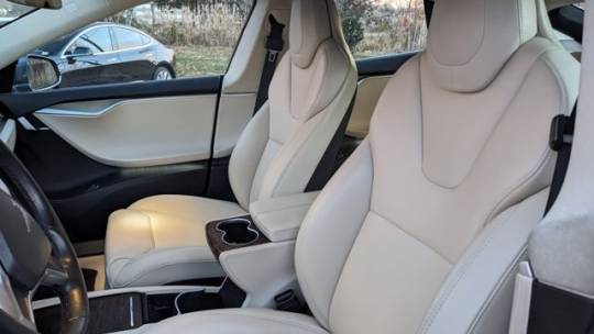 2018 Tesla Model S 5YJSA1E28JF243841