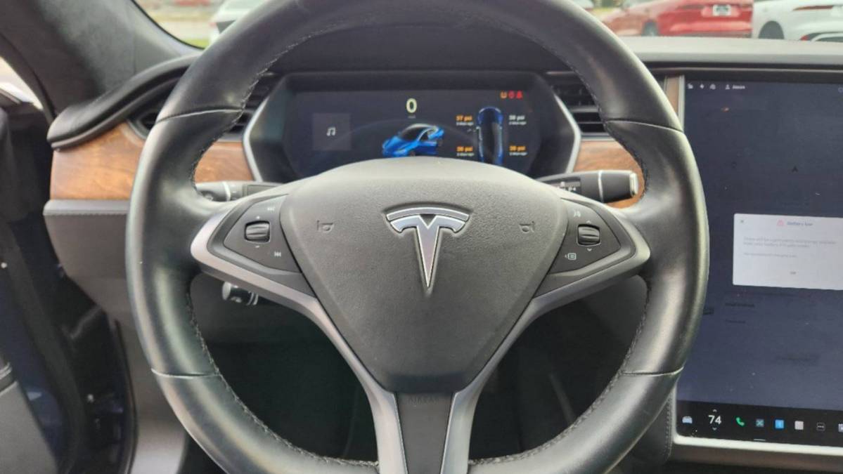 2019 Tesla Model S 5YJSA1E25KF338648