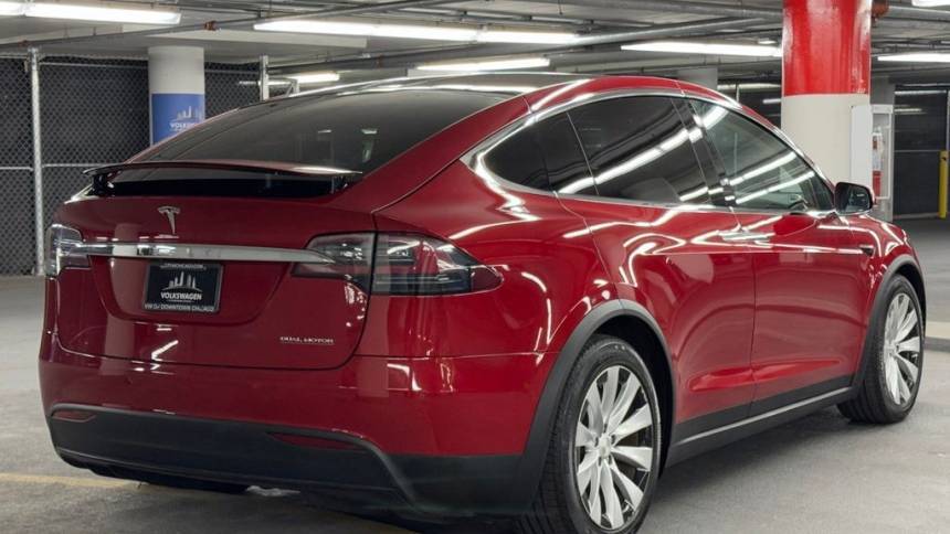 2019 Tesla Model X 5YJXCDE40KF186510