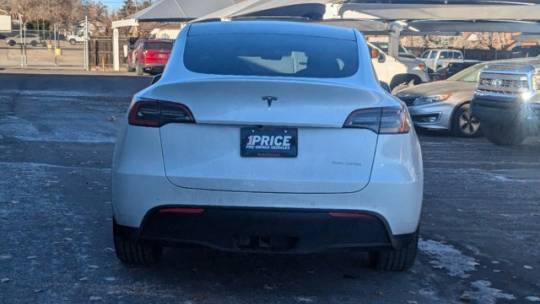 2021 Tesla Model Y 5YJYGDEE0MF084256