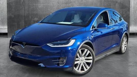 2017 Tesla Model X 5YJXCBE25HF038171