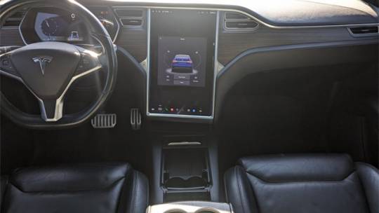 2016 Tesla Model X 5YJXCAE41GF004447