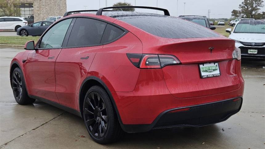 2021 Tesla Model Y 5YJYGDEE1MF080409