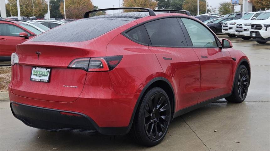 2021 Tesla Model Y 5YJYGDEE1MF080409