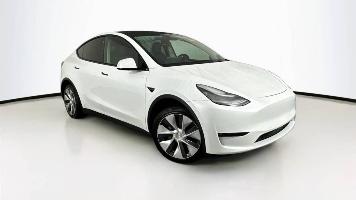 2021 Tesla Model Y 5YJYGDEE2MF299945