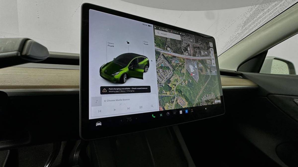 2021 Tesla Model Y 5YJYGDEE2MF299945