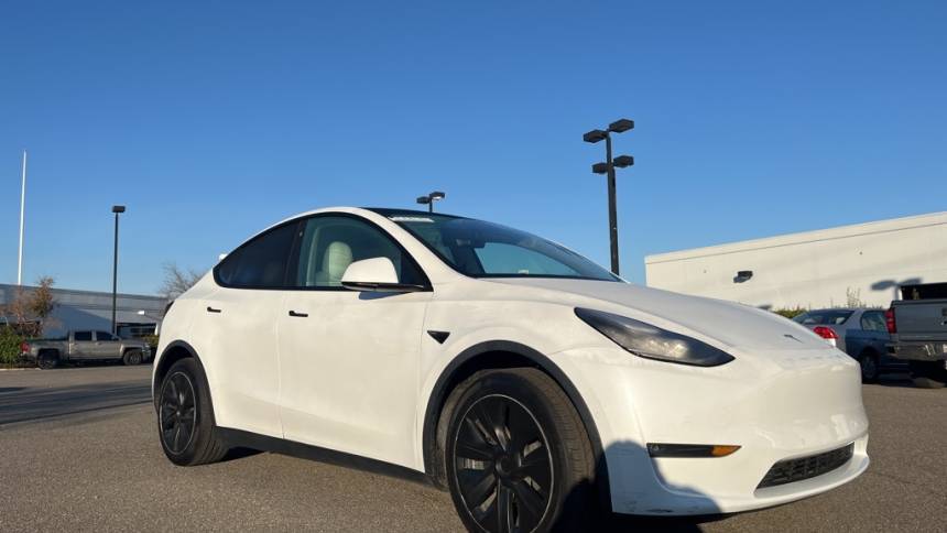 2020 Tesla Model Y 5YJYGDEE1LF056903