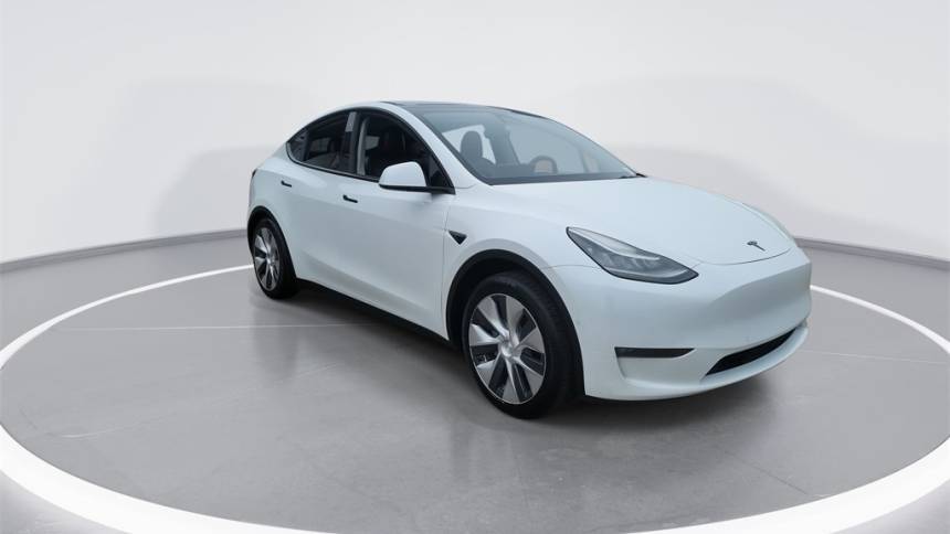 2021 Tesla Model Y 5YJYGAEE2MF218439