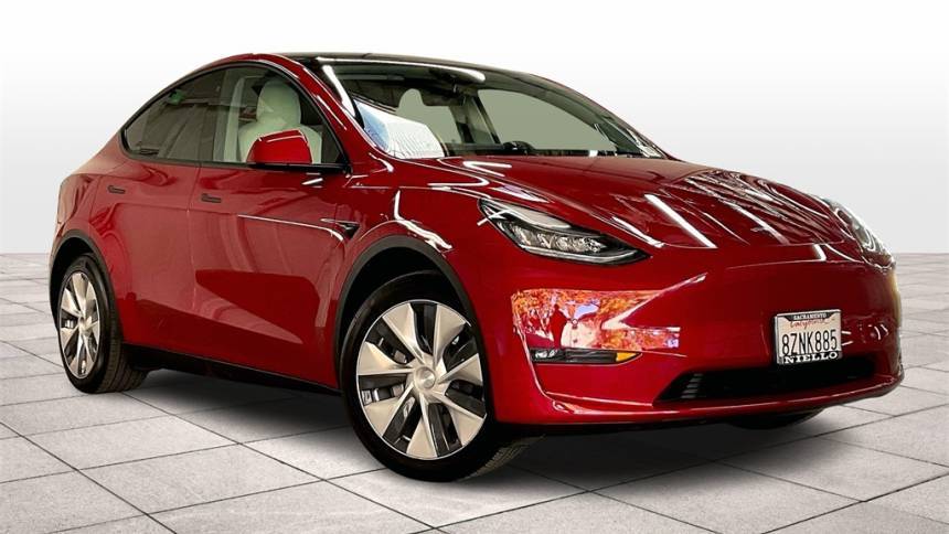 2021 Tesla Model Y 5YJYGDEE5MF104873