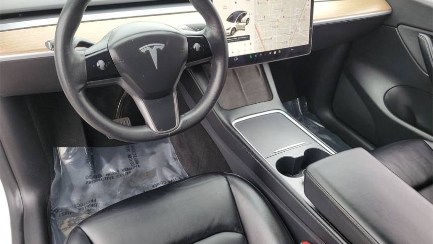 2021 Tesla Model Y 5YJYGAEE2MF218439