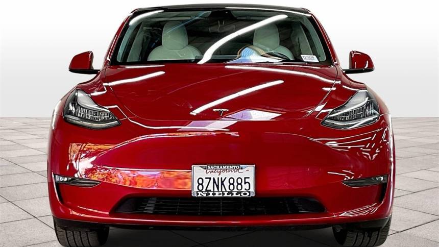 2021 Tesla Model Y 5YJYGDEE5MF104873