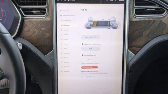 2017 Tesla Model S 5YJSA1E2XHF229983