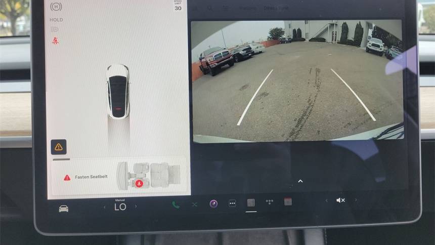 2021 Tesla Model Y 5YJYGAEE2MF218439