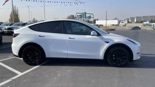 2021 Tesla Model Y 5YJYGAEE1MF253232