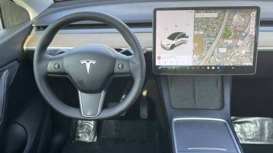 2021 Tesla Model Y 5YJYGAEE1MF253232