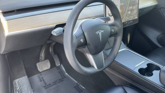 2021 Tesla Model Y 5YJYGAEE1MF253232