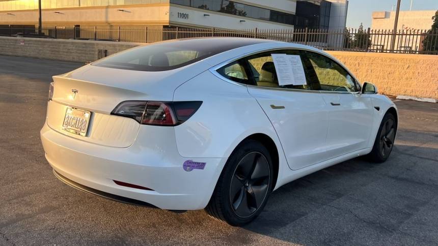 2019 Tesla Model 3 5YJ3E1EA9KF300078