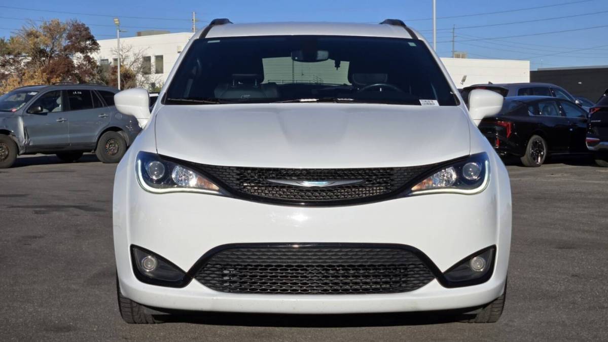 2020 Chrysler Pacifica Hybrid 2C4RC1L75LR288170