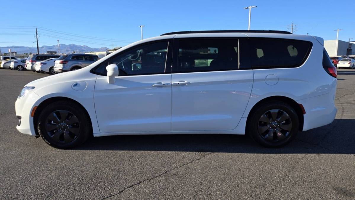 2020 Chrysler Pacifica Hybrid 2C4RC1L75LR288170