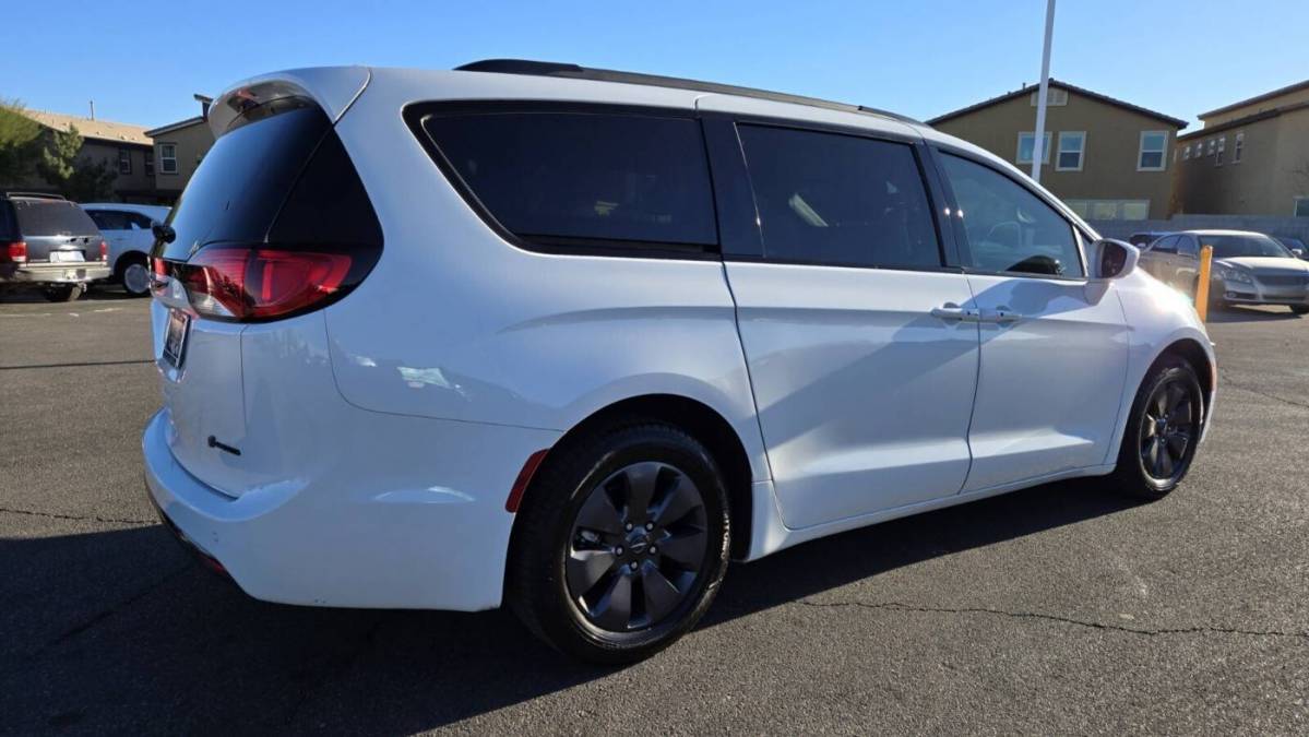 2020 Chrysler Pacifica Hybrid 2C4RC1L75LR288170