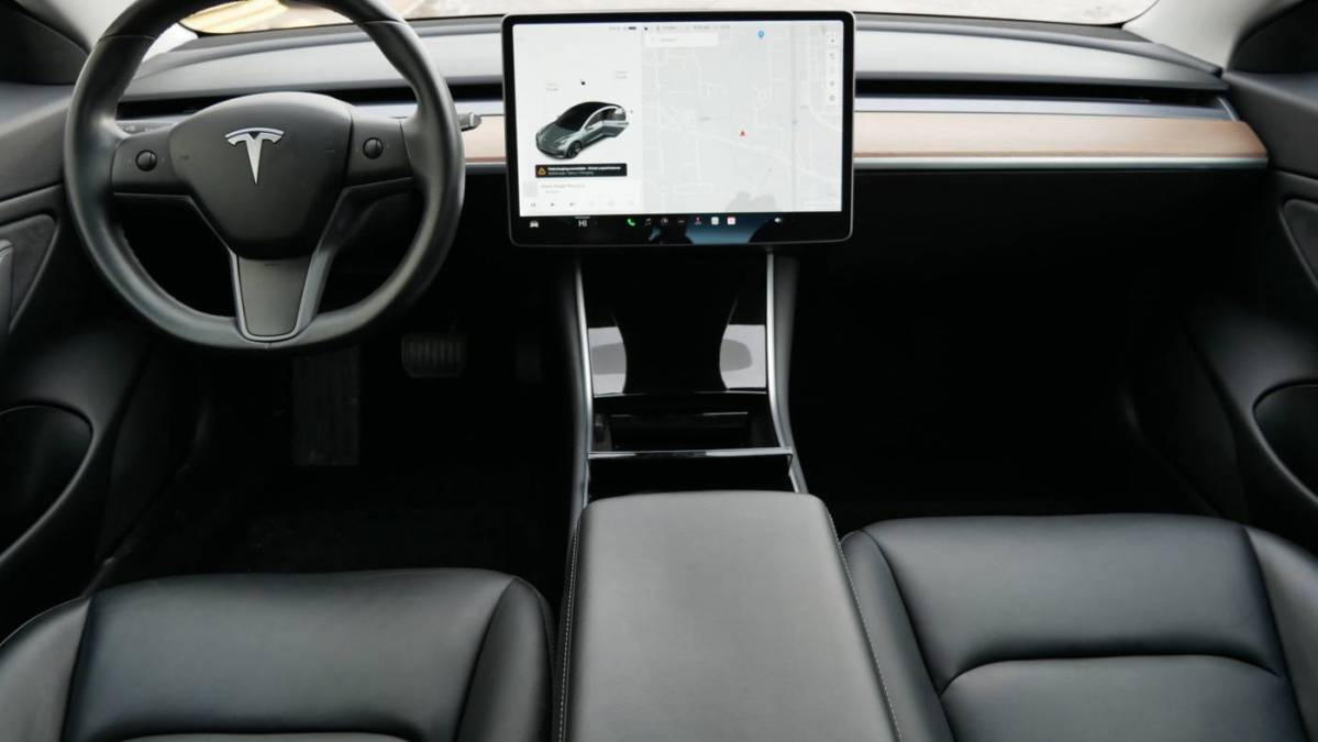 2018 Tesla Model 3 5YJ3E1EB7JF066563