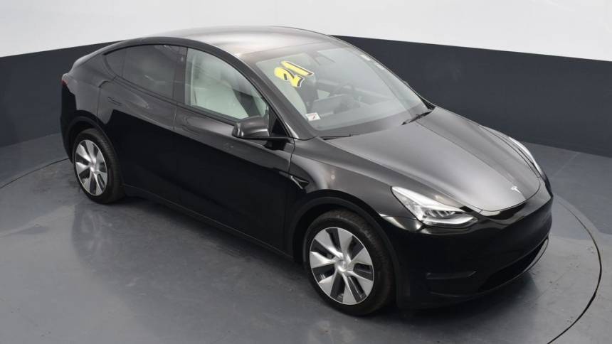 2021 Tesla Model Y 5YJYGDEE5MF210160